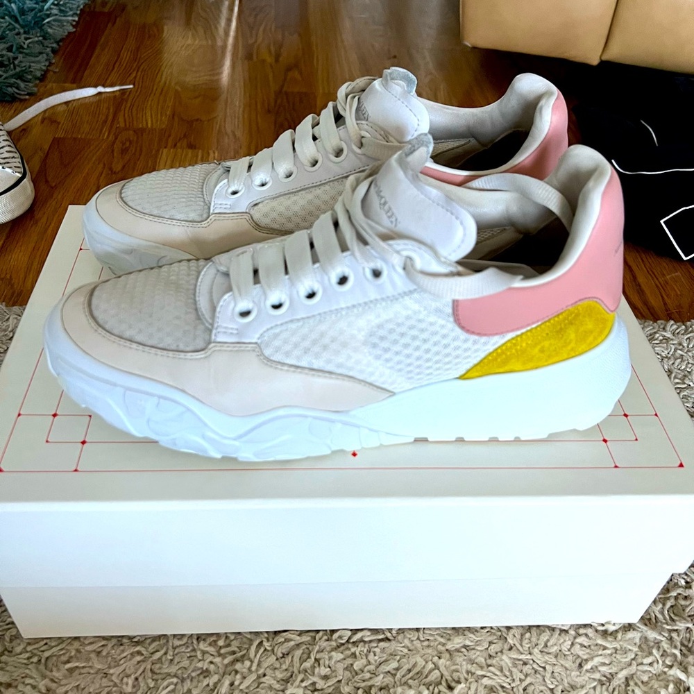 Alexander Mcqueen sneakers